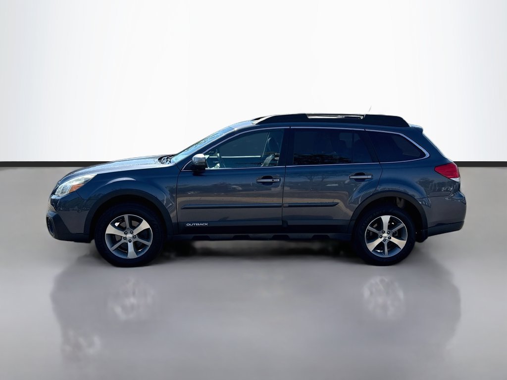 Used 2014 Subaru Outback 3.6R Limited AWD/4WD image 4