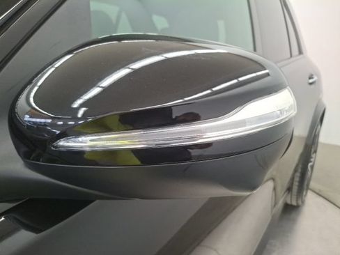 Used 2025 Mercedes-Benz GLE 350 4MATIC image 80