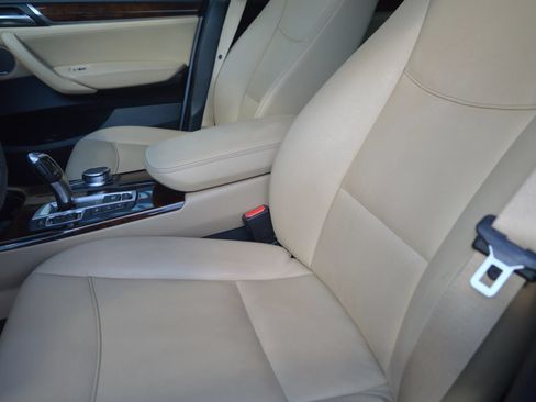 Used 2017 BMW X3 xDrive28i AWD/4WD image 12
