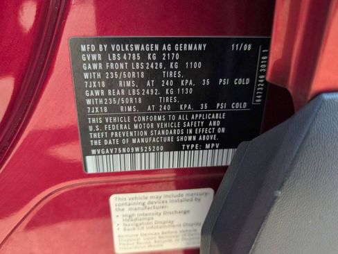 Used 2009 Volkswagen Tiguan SE FWD image 29