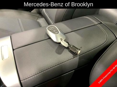 Certified 2025 Mercedes-Benz C 300 4MATIC Sedan image 15