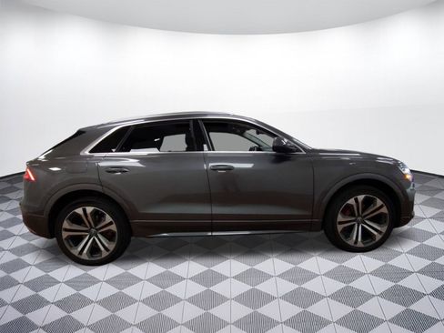 Used 2019 Audi Q8 Premium Plus w/ Premium Plus image 7