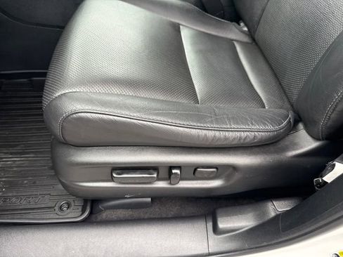 Used 2023 Honda Passport EX-L image 12