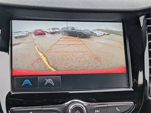 Used 2017 Chevrolet Trax LT image 10