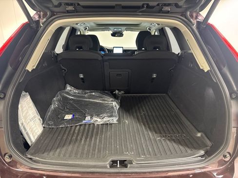 Used 2026 Volvo XC60 B5 Plus w/ Climate Package AWD/4WD image 29