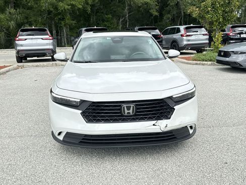 Used 2024 Honda Accord EX image 9