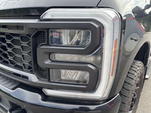 Used 2024 Ford F250 Lariat w/ Lariat Ultimate Package AWD/4WD image 9
