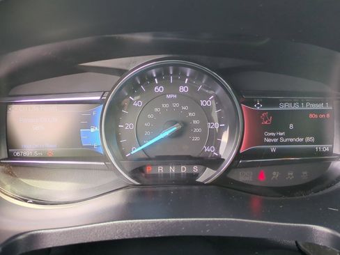 Used 2019 Ford Explorer Limited w/ Class III Trailer Tow Package FWD image 14
