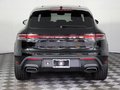 Used 2025 Porsche Macan image 6