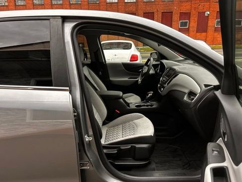 Used 2023 Chevrolet Equinox LT w/ LPO, Floor Liner Package AWD/4WD image 14