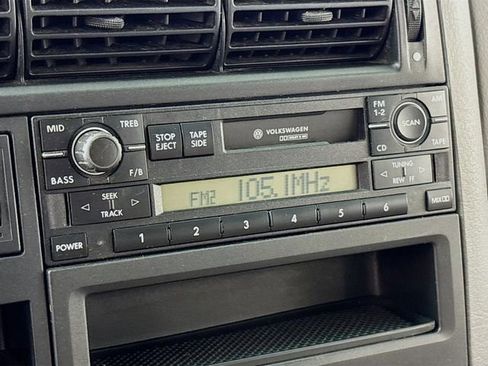 Used 2001 Volkswagen Eurovan MV image 14