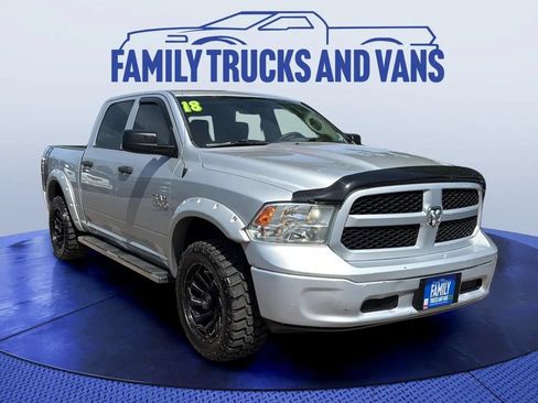 Used 2018 RAM 1500 ST AWD/4WD image 7