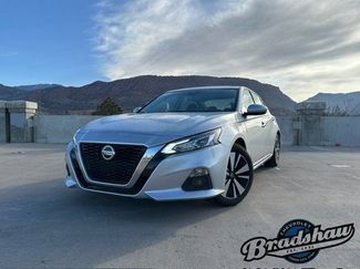 Used 2019 Nissan Altima 2.5 SV video 1