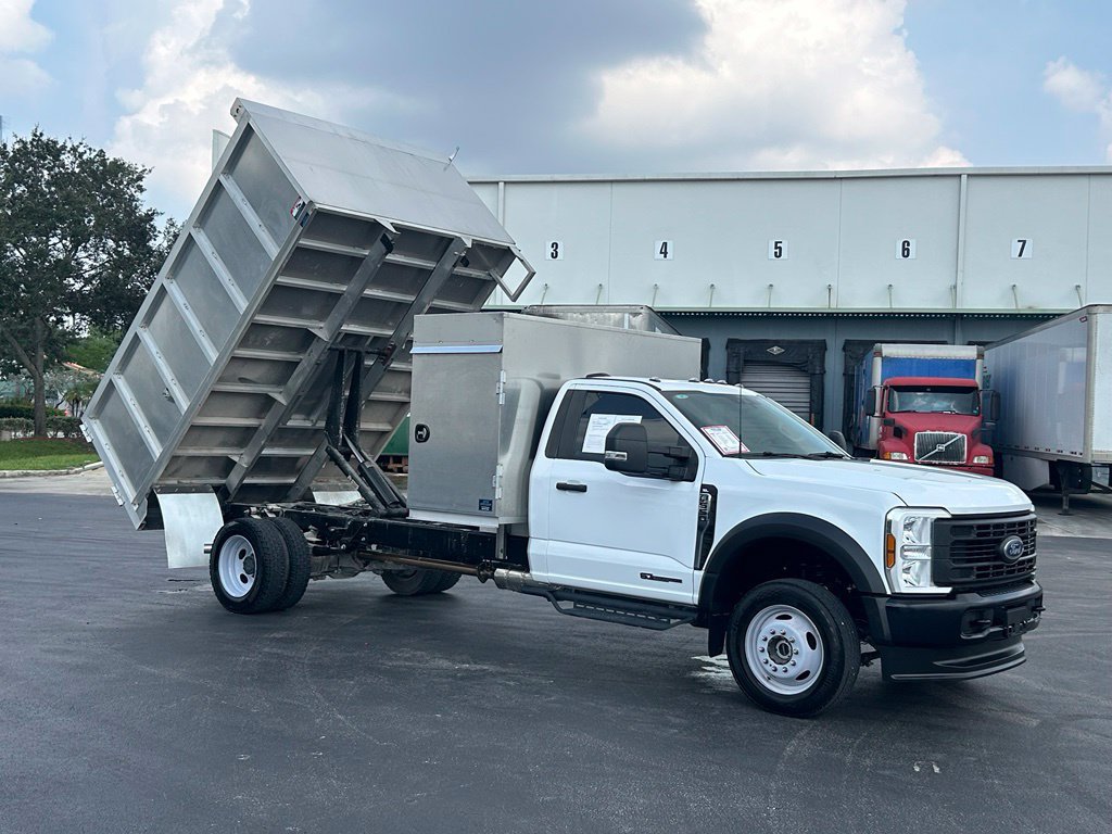 Used 2024 Ford F550 4x4 Regular Cab Super Duty image 13