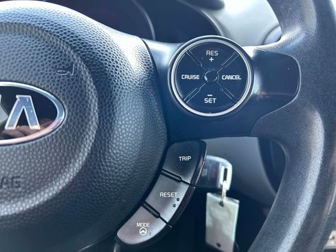Used 2016 Kia Soul w/ Convenience Package FWD image 22