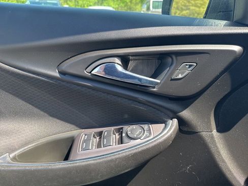 Used 2022 Chevrolet Malibu LT FWD image 13