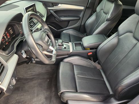 Used 2018 Audi SQ5 Premium Plus w/ Navigation Package image 15