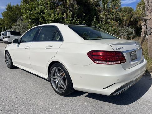 Used 2014 Mercedes-Benz E 550 4MATIC Sedan image 5