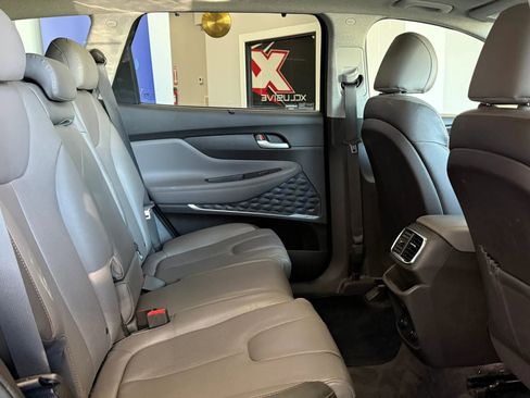 Used 2020 Hyundai Santa Fe SEL AWD/4WD image 27