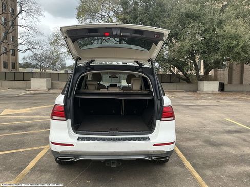 Used 2017 Mercedes-Benz GLE 350 4MATIC image 9