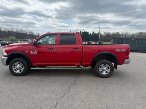 Used 2018 RAM 2500 Tradesman w/ Chrome Appearance Group image 9