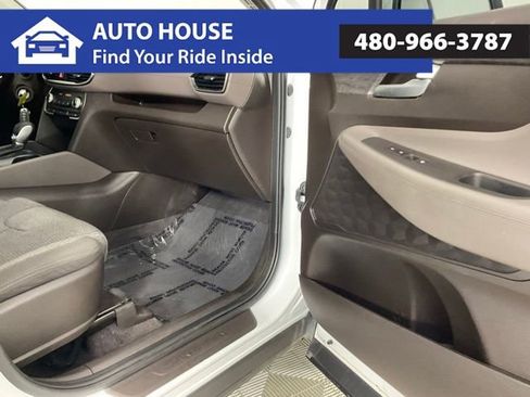 Used 2019 Hyundai Santa Fe SE FWD image 20