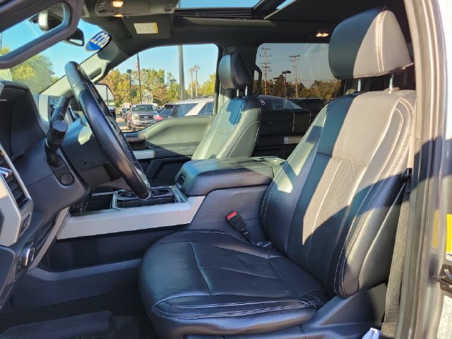 Certified 2022 Ford F350 Lariat w/ Tremor Off-Road Package AWD/4WD image 9