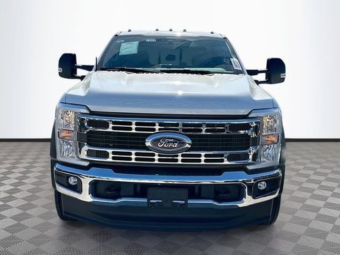 New 2025 Ford F550 2WD Crew Cab Super Duty image 3