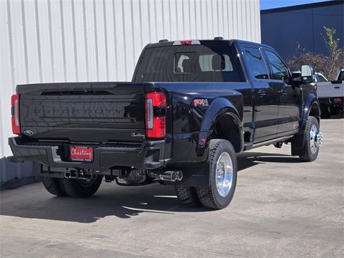New 2026 Ford F450 Platinum w/ FX4 Off-Road Package image 7