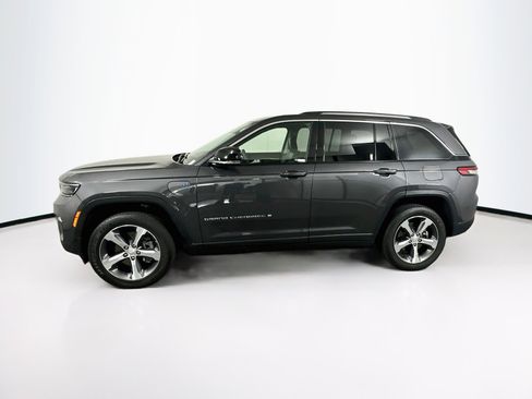 Used 2023 Jeep Grand Cherokee 4WD 4xe image 4