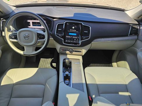 Certified 2025 Volvo XC90 T8 Plus w/ Protection Package Premier AWD/4WD image 19