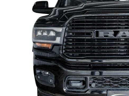Used 2019 RAM 2500 Laramie w/ Black Appearance Package AWD/4WD image 49