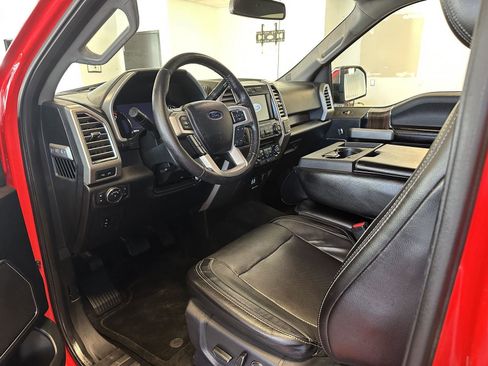 Used 2016 Ford F150 Lariat image 17