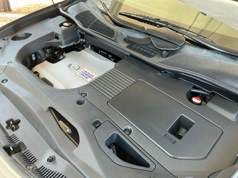 Used 2015 Lexus RX 450h FWD image 22