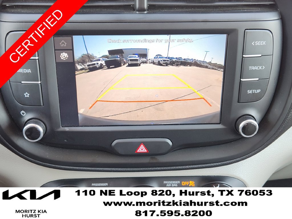 Certified 2025 Kia Soul LX w/ LX Technology Package FWD image 8