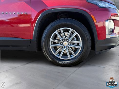 Used 2023 Chevrolet Traverse LT image 8