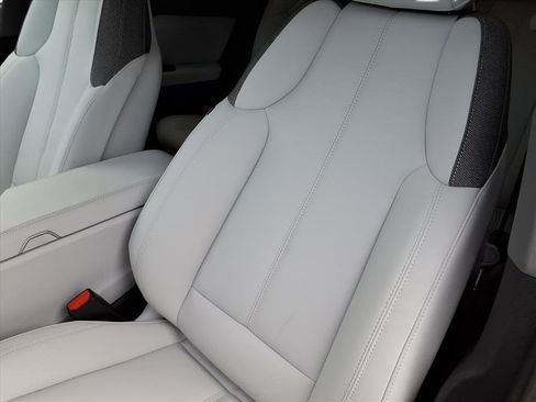 New 2026 Cadillac Optiq Luxury 1 image 14