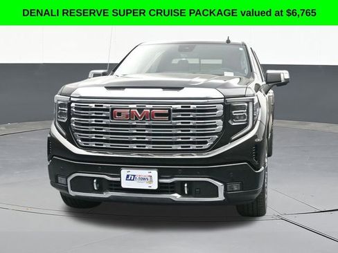 Used 2024 GMC Sierra 1500 Denali image 2