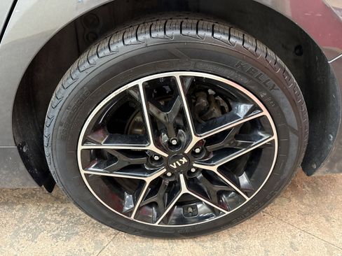 Used 2020 Kia Optima SE image 8