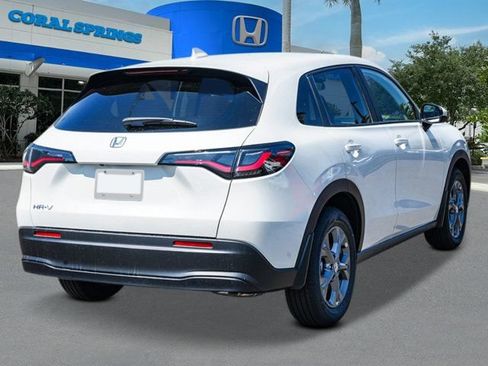 New 2027 Honda HR-V LX image 4