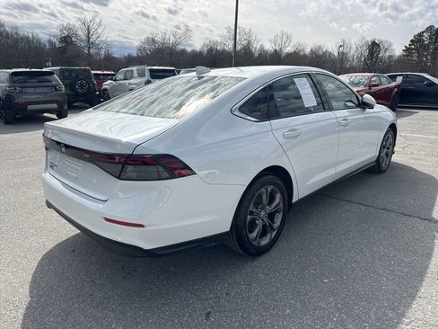 Used 2024 Honda Accord EX image 5