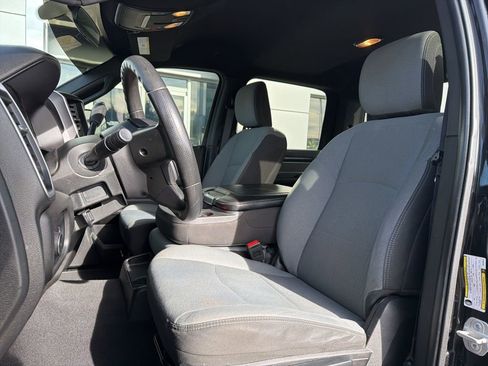 Used 2022 RAM 2500 Big Horn image 15