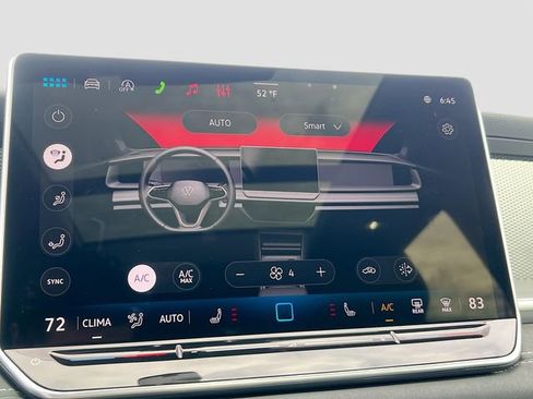 New 2026 Volkswagen Tiguan SE AWD/4WD image 14