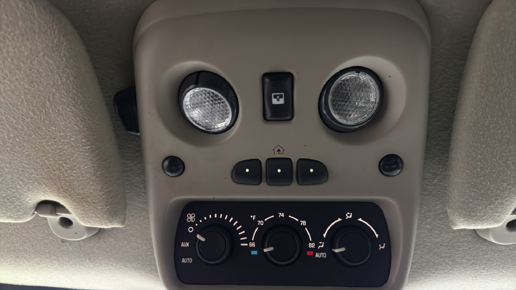 Used 2006 Cadillac Escalade AWD image 29