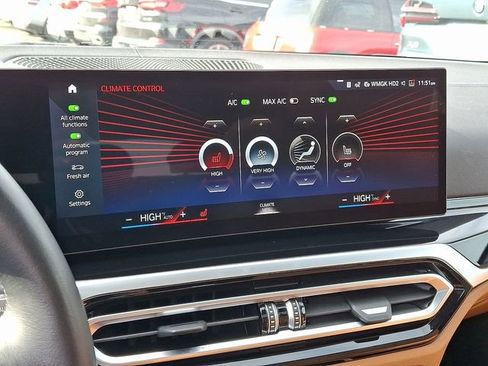 Used 2022 BMW i4 eDrive40 image 17