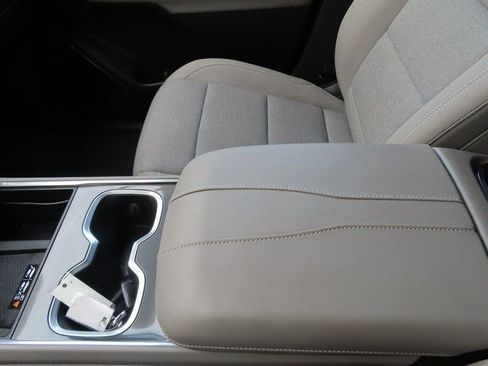 Used 2026 GMC Acadia Elevation image 37