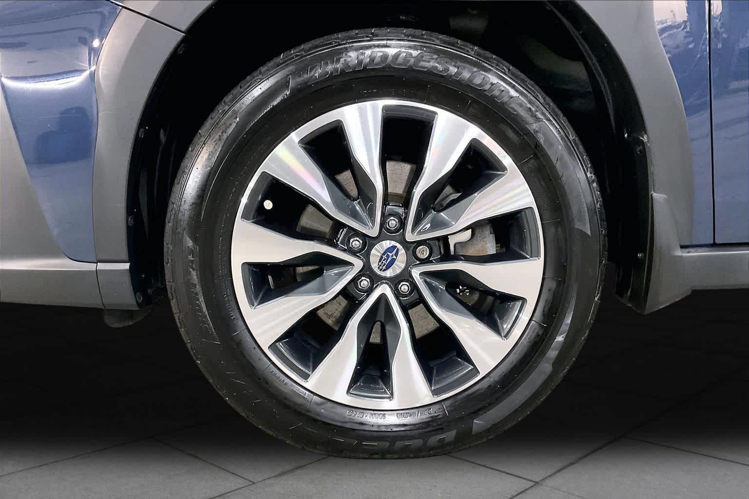 Used 2023 Subaru Outback Limited AWD/4WD image 11