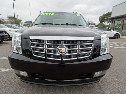 Used 2013 Cadillac Escalade EXT Premium image 9