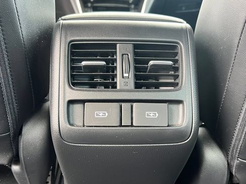 Used 2022 Honda Accord Sport image 13
