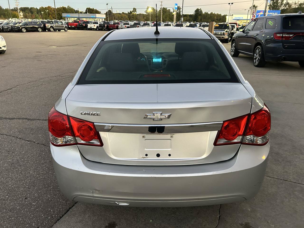 Used 2014 Chevrolet Cruze LS FWD image 6